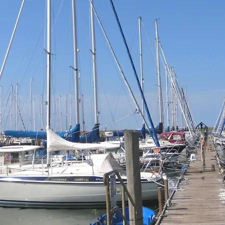 Marina Schwalbennest *